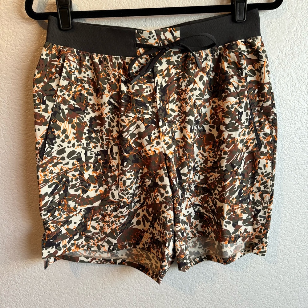 lululemon athletica Olive Green, Brown & Black Printed Athletic Shorts